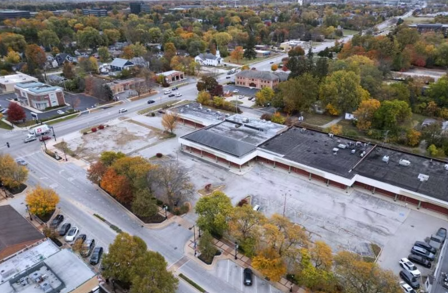 Aerial view of vacant Family Square Plaza in Lisle