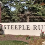 Steeple Run, Naperville sign