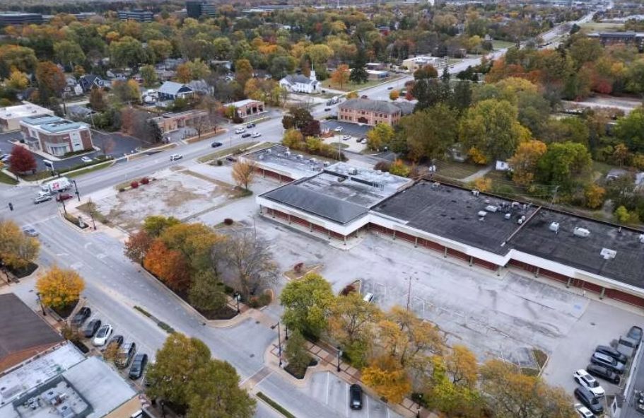 An aerial view of the long-vacant Family Square strip mall at Ogden Avenue and Main Street in Lisle 
