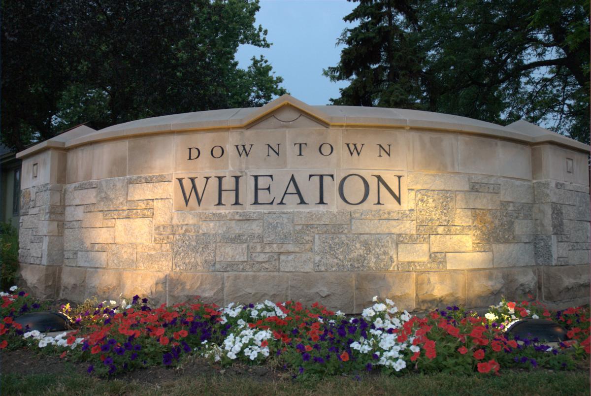 Community and schools in Wheaton, Illinois